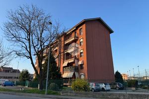 4 LOCALI A SETTIMO TORINESE