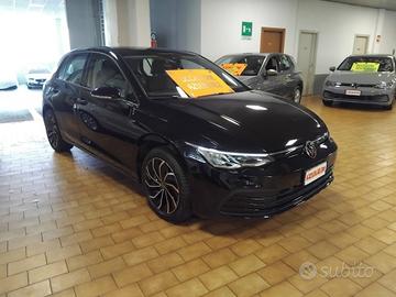 VOLKSWAGEN Golf 1.5 TGI DSG Life 17" C/GRIMALDI
