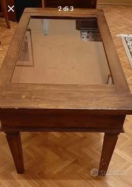 Tavolino da salotto in legno massello e vetro