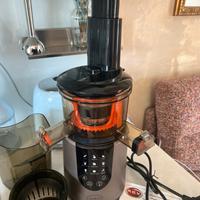 Estrattore di succhi per frutta e verdura