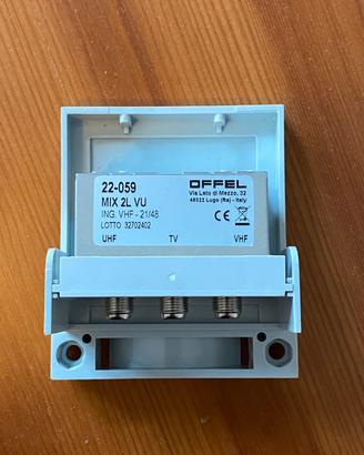 MISCELATORE ANTENNA TV UHF VHF