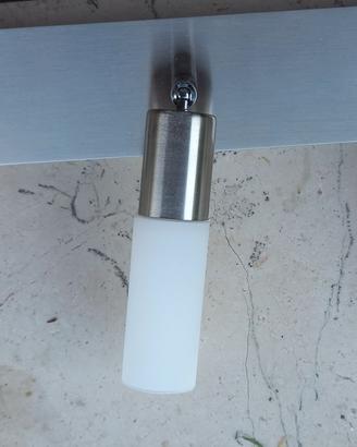 lampada 3 punti luce