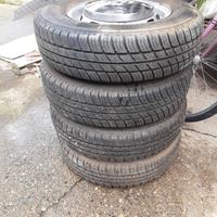 N.4 COPERTONI CON CERCHIONI E COPRIRUOTA FIAT 1300