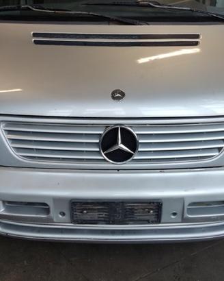 Griglia anteriore MERCEDES-BENZ VITO del 1999