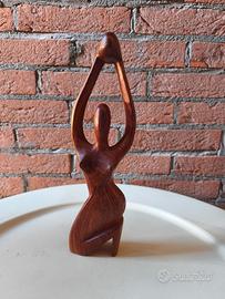 Statua in legno vintage