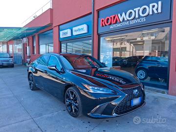 Lexus ES Hybrid FSport