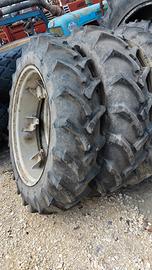 Gomme 12.4 r36 piselli con cerchi
