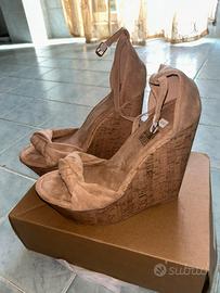 Zeppe completamente nuove