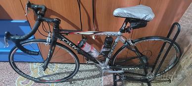 Bici da corso Olmo in fibra