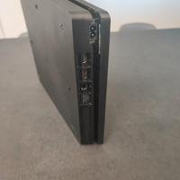 Playstation 4 slim 