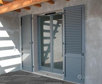 Persiane ,scuri ,taparelle in aluminio su misura