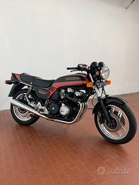 Honda CB 900 F Bol d or