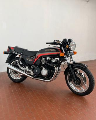 Honda CB 900 F Bol d or