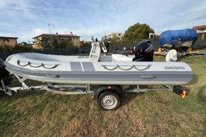 Gommone motore e carrello