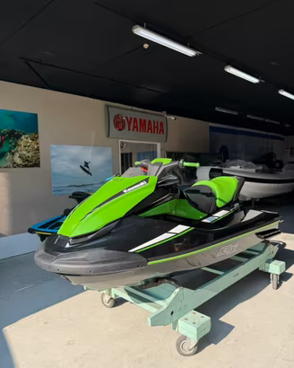 Jet ski