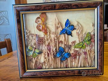 QUADRO CON FARFALLE IN PASTA DI MAIS