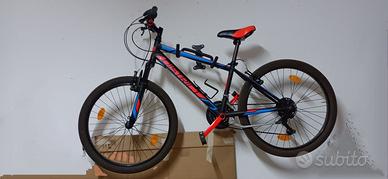 Bicicletta Mountain bike 24