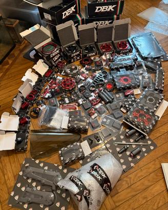 Accessori e scarichi moto ducati mv agusta ktm ecc