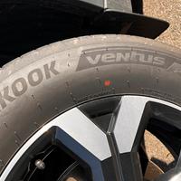 4 gomme Hankook Ventus Prime 4 215/65 r17 99H