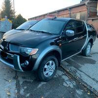 Mitsubishi L200 doppia cabina-5 posti-130000 km-ga