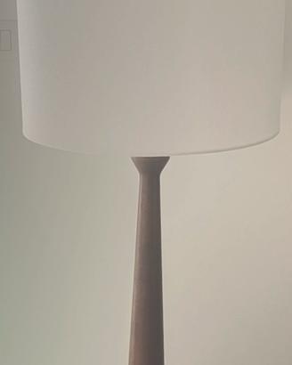 Lampada da terra in legno