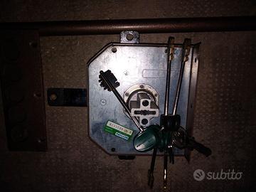 Serratura Mottura con barre scorrevoli - usato