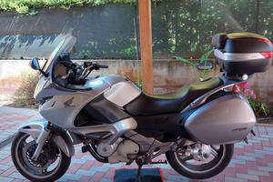 Honda NT700V
