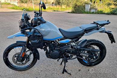 Royal Enfield Himalayan 450.