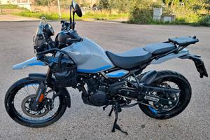 Royal Enfield Himalayan 450.