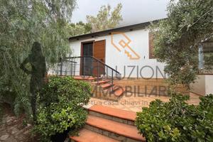 Terreno con magazzino a San Vito lo Capo