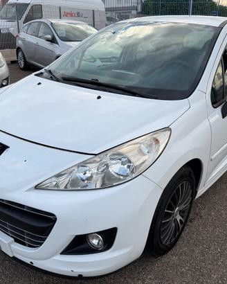 Peugeot 207 1.4 HDi 70CV 5porte
