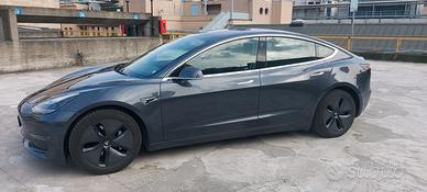 Tesla Model 3 Long Range Dual Motor AWD