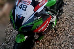 Kawasaki ninja zx-6r 