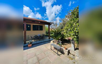 Villa Mimosa House