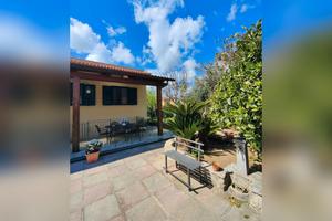 Villa Mimosa House