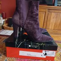 Tronchetto tacco alto in camoscio nr. 40