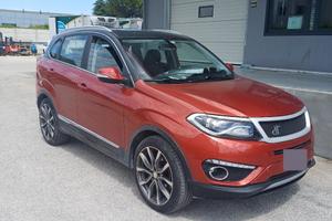 DR6 SUV