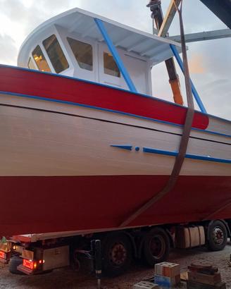 Barca con licenza da pesca