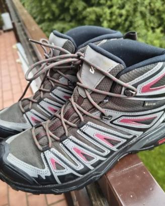 scarpe treckeng