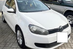 VOLKSWAGEN GOLF - 1.6 TDI - 5 PORTE -MHIGHLINE - A