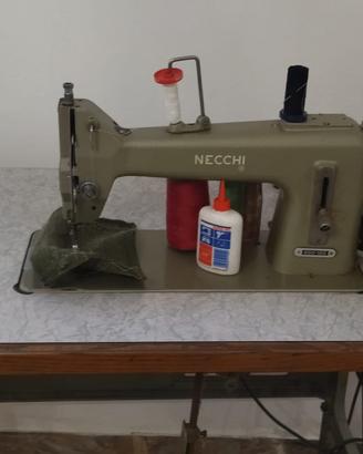 Macchina da cucire elettrica