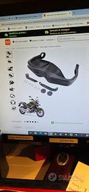 Honda Hornet 750 vetro e paramani