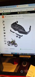Honda Hornet 750 vetro e paramani