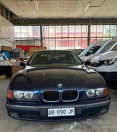 BMW 1997 5.20i  E39