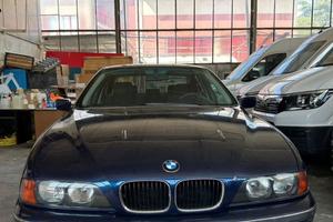 BMW 1997 5.20i  E39