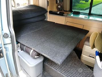 Volkswagen California sistema letto e panca