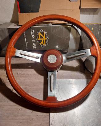 Volante radica Hellebore alfa romeo epoca