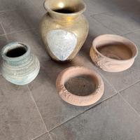 Set di 4 vasi antichi 
