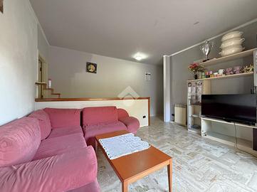 4 LOCALI A SAN MARTINO DI LUPARI