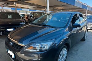 FORD FOCUS 1,6 DIESEL TITANIUM